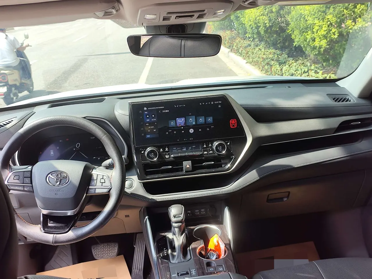 Toyota 2024 Highlander Dual Engine 2.5 Stepless Intelligent Electric Hybrid Four-wheel Drive Premium Edition 7-seat Automatic Transmission 4