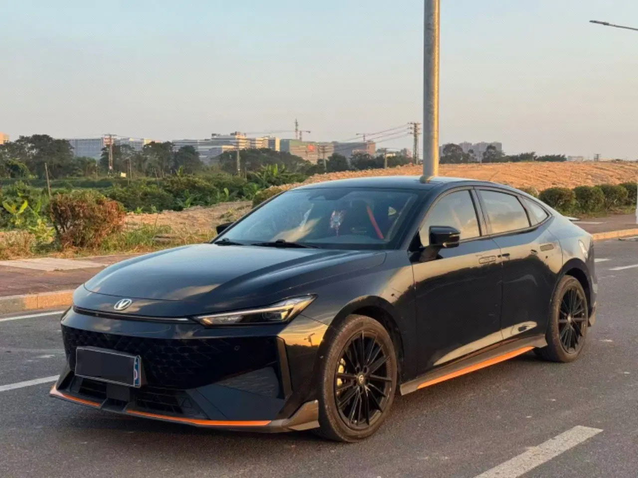 Open image lightbox: ChangAn 2024 UNI-V 1.5T Distinguished Sports Automatic