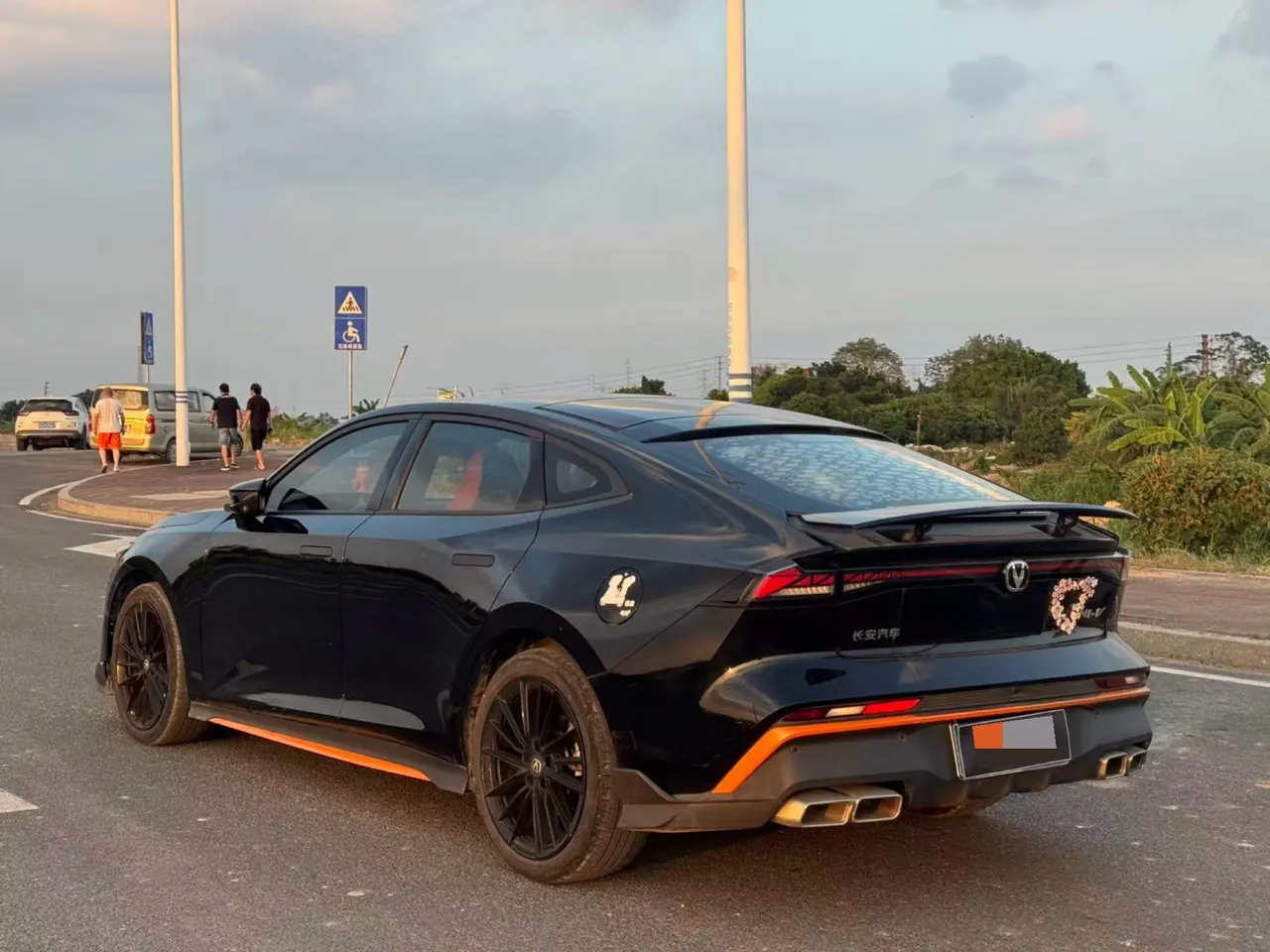 ChangAn 2024 UNI-V 1.5T Distinguished Sports Automatic 7