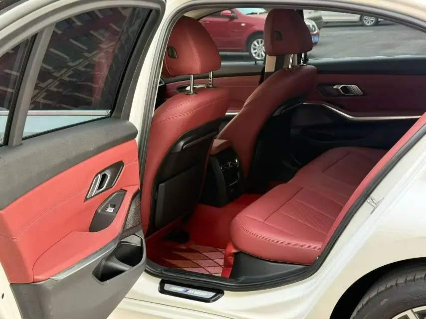 BMW 3 Series 2022 320Li 2.0T M Sports Suit (Modified) Automatic Gear 3