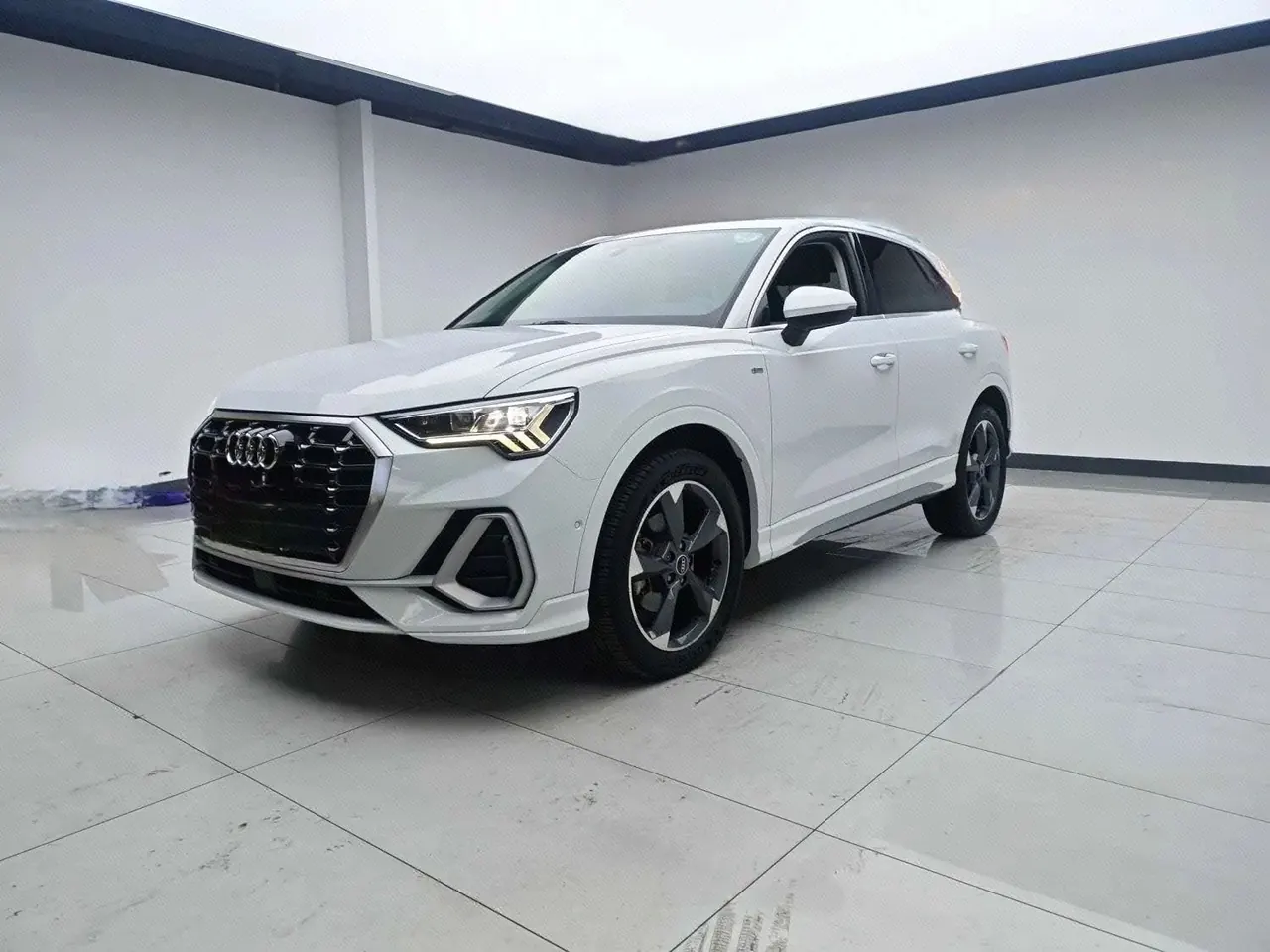 Open image lightbox: Audi 2021 Q3 1.4TFSI 35TFSI Fashion Dynamic Automatic