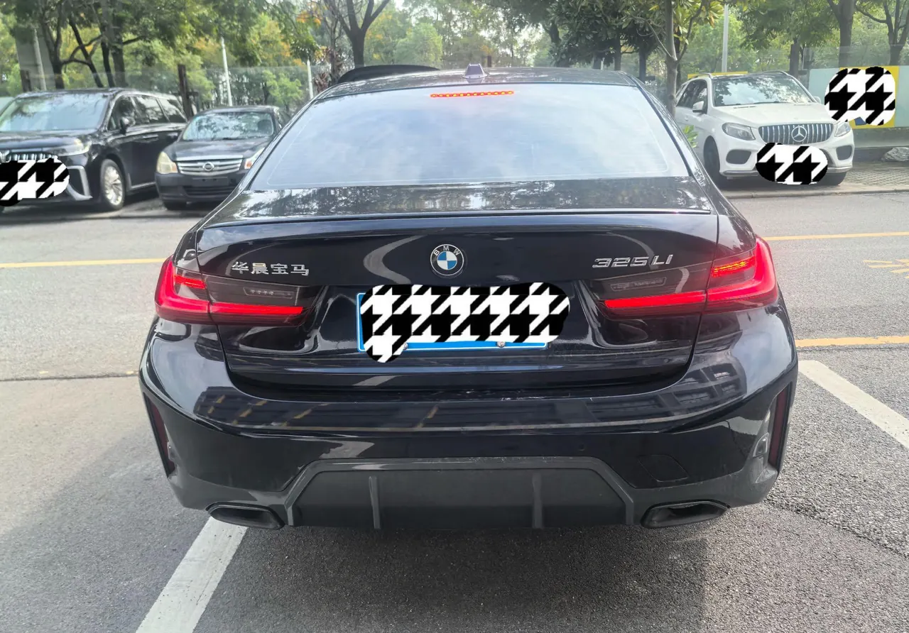 BMW 3 Series 2024 325Li 2.0T M Sports Obsidian Night Suit Automatic Gear 6