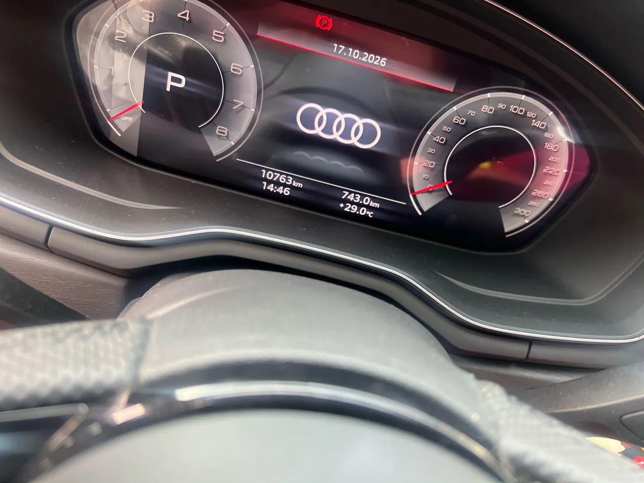 Audi 2024 A4L 2.0TFSI 40TFSI Deluxe Dynamic Automatic 6