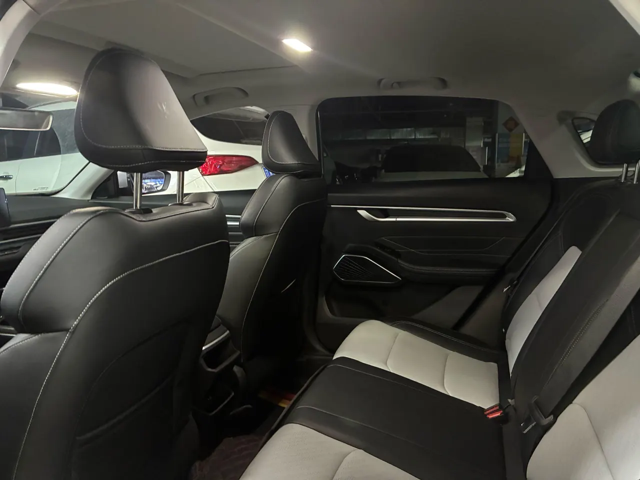 Geely 2024 Emgrand -3-compartment 1.8 Alcohol Edition Automatic Gear 4