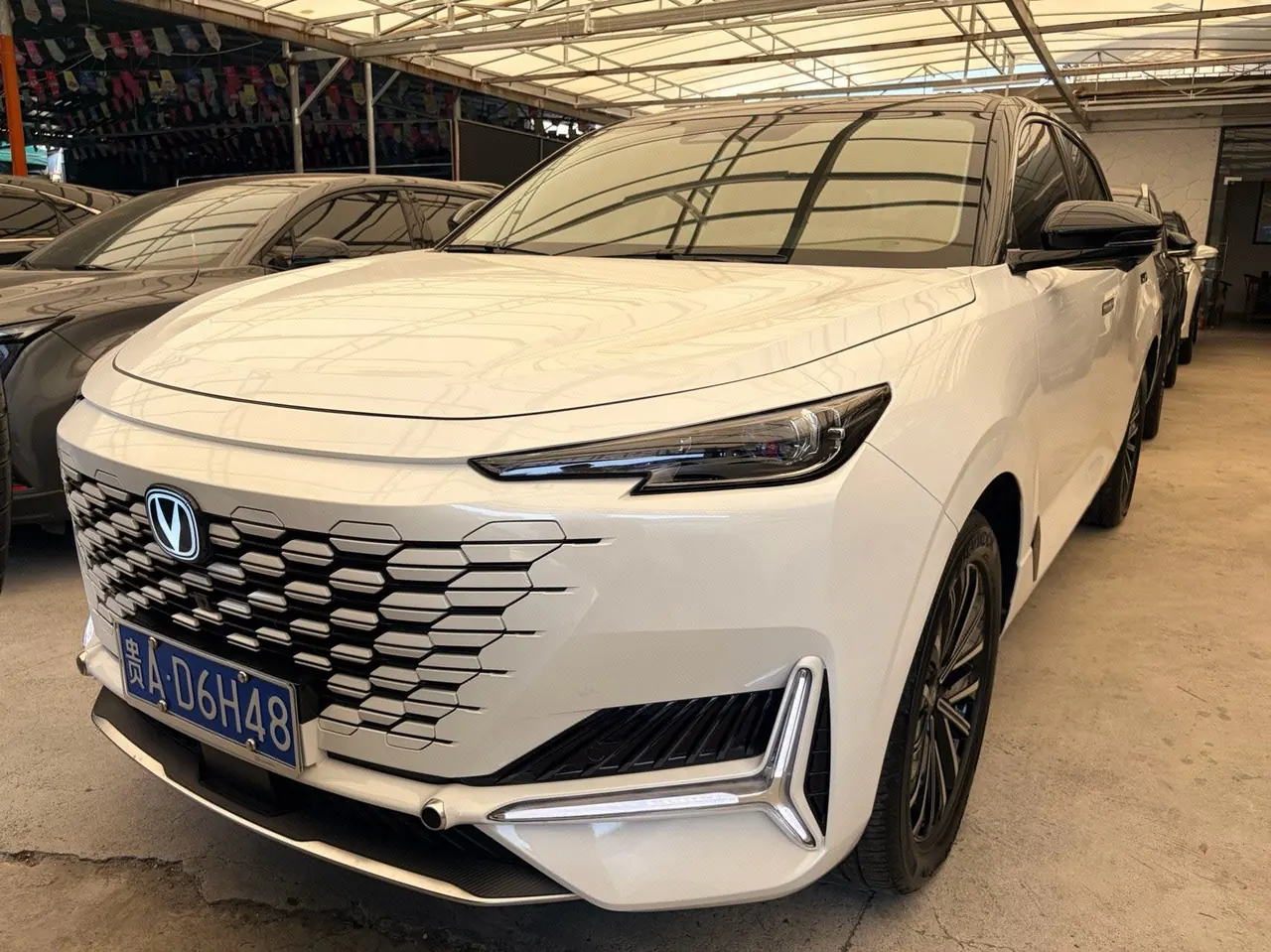 ChangAn 2024 UNI-K 2.0T Two-Drive Pleasant Collar Automatic Gear - View 1