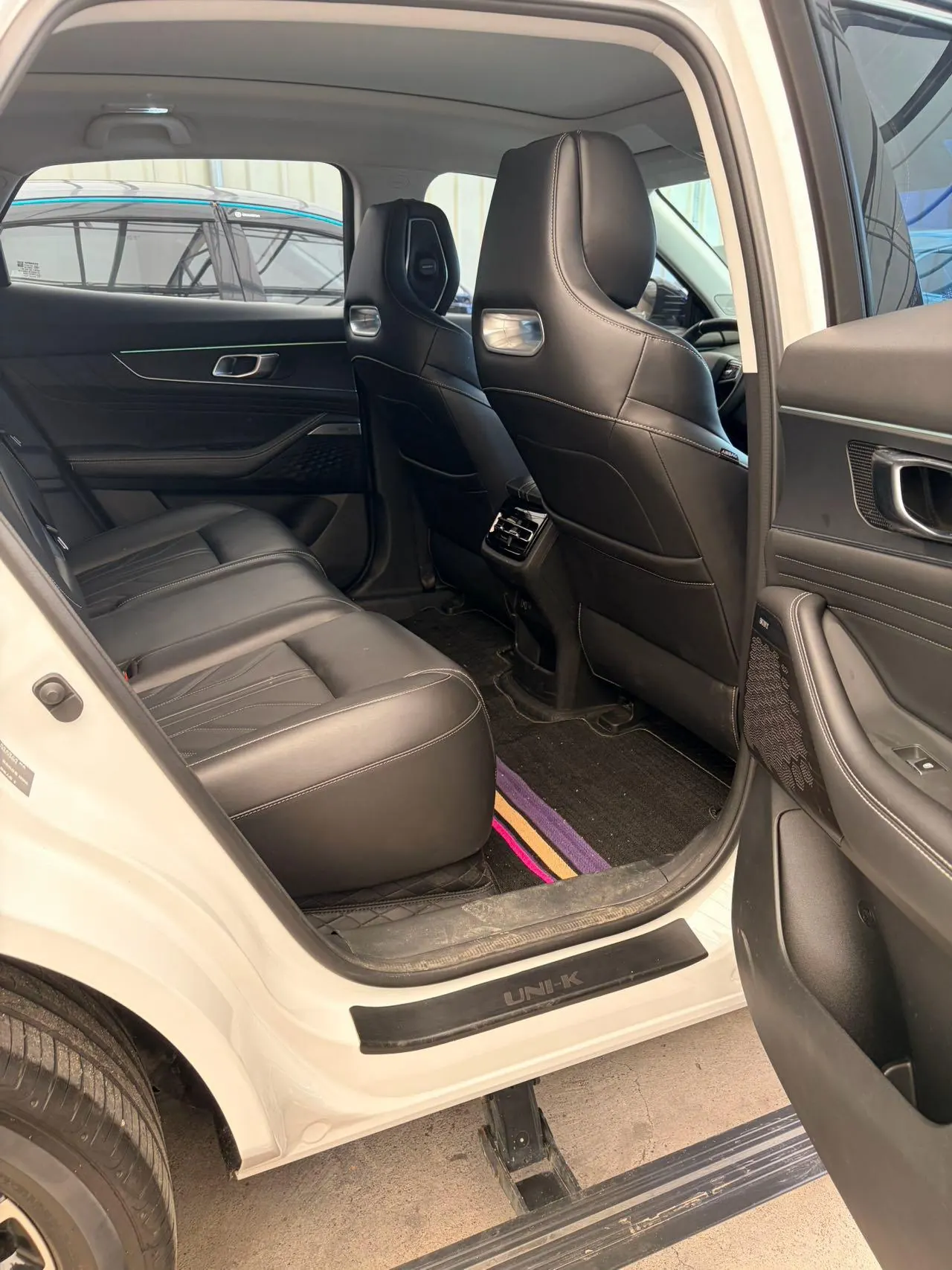 ChangAn 2024 UNI-K 2.0T Two-Drive Pleasant Collar Automatic Gear 8