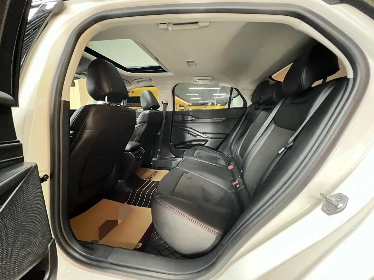 Ford 2022 Mondeo 2.0T EcoBoost 245 Luxury (Modified) Automatic Gear 6