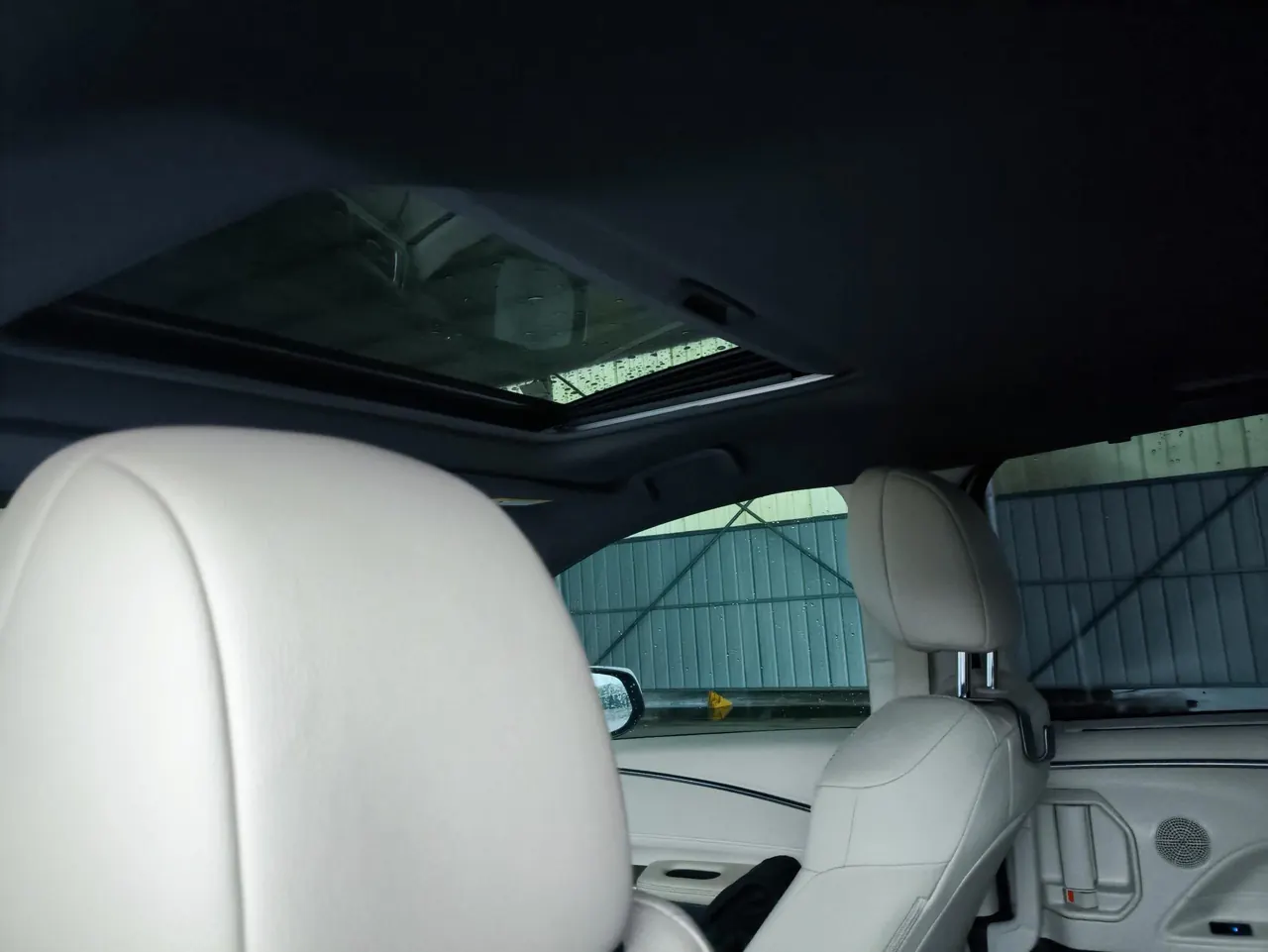 Toyota 2021 Sana 2.5 Stepless Deluxe Edition Automatic Gear 6
