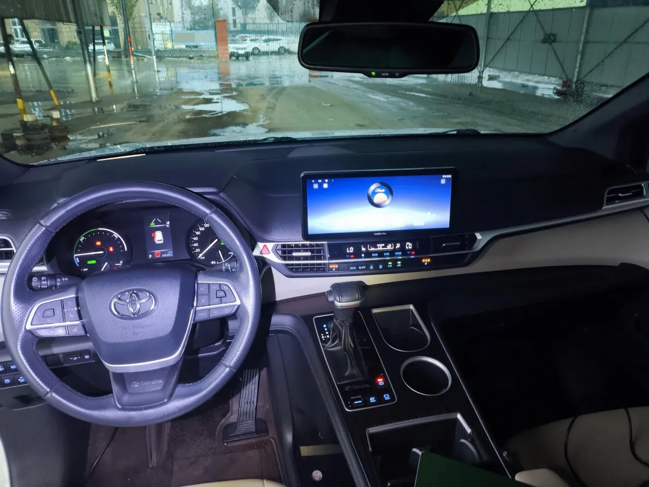 Toyota 2021 Sana 2.5 Stepless Deluxe Edition Automatic Gear 7