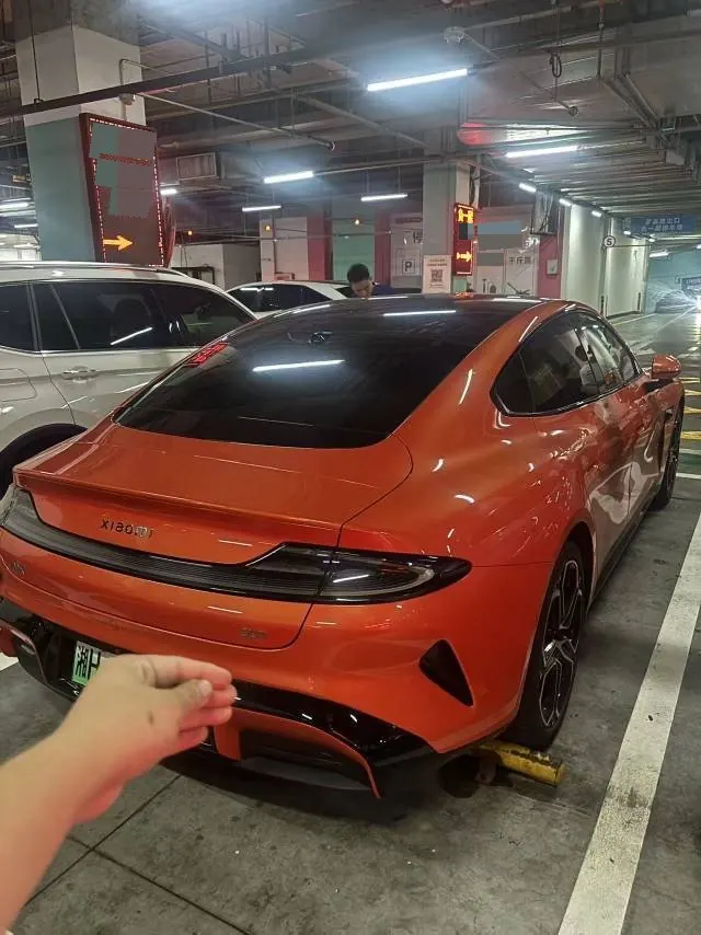 MI 2024 SU 7 700km Rear Drive Long Endurance Smart Driving Edition Automatic Gear 4