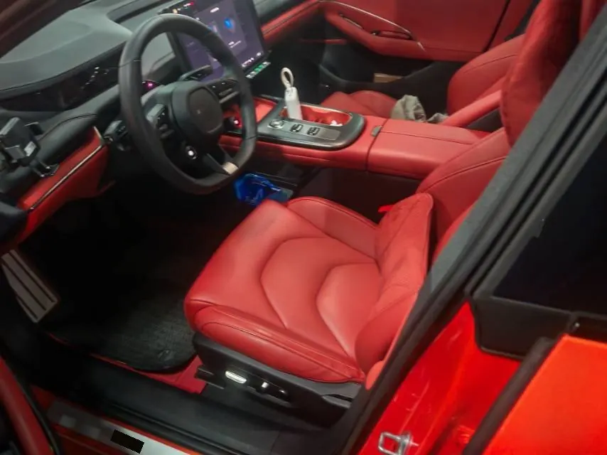MI 2024 SU 7 700km Rear Drive Long Endurance Smart Driving Edition Automatic Gear 7