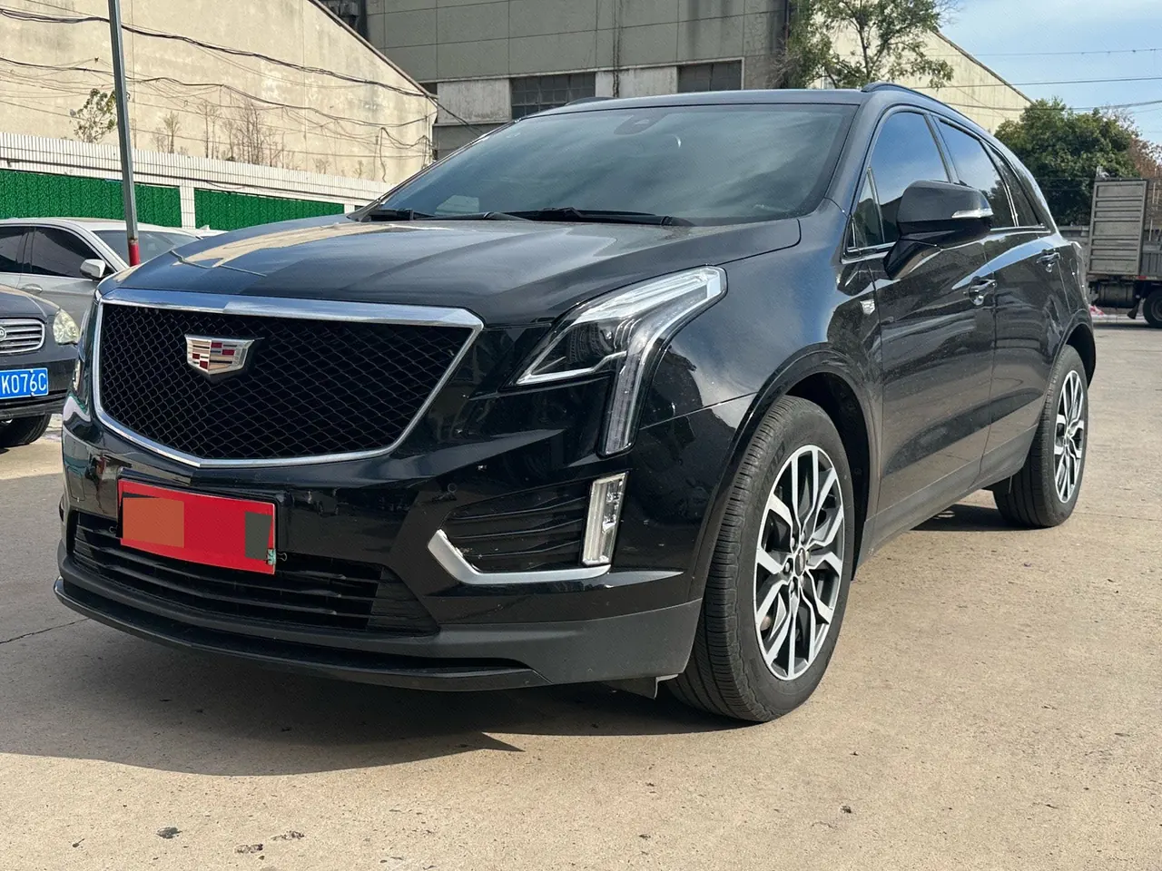 Открыть галерею: Cadillac 2024 XT5 48V 2.0T 4-wheel drive luxury (hummingbird version) automatic gear
