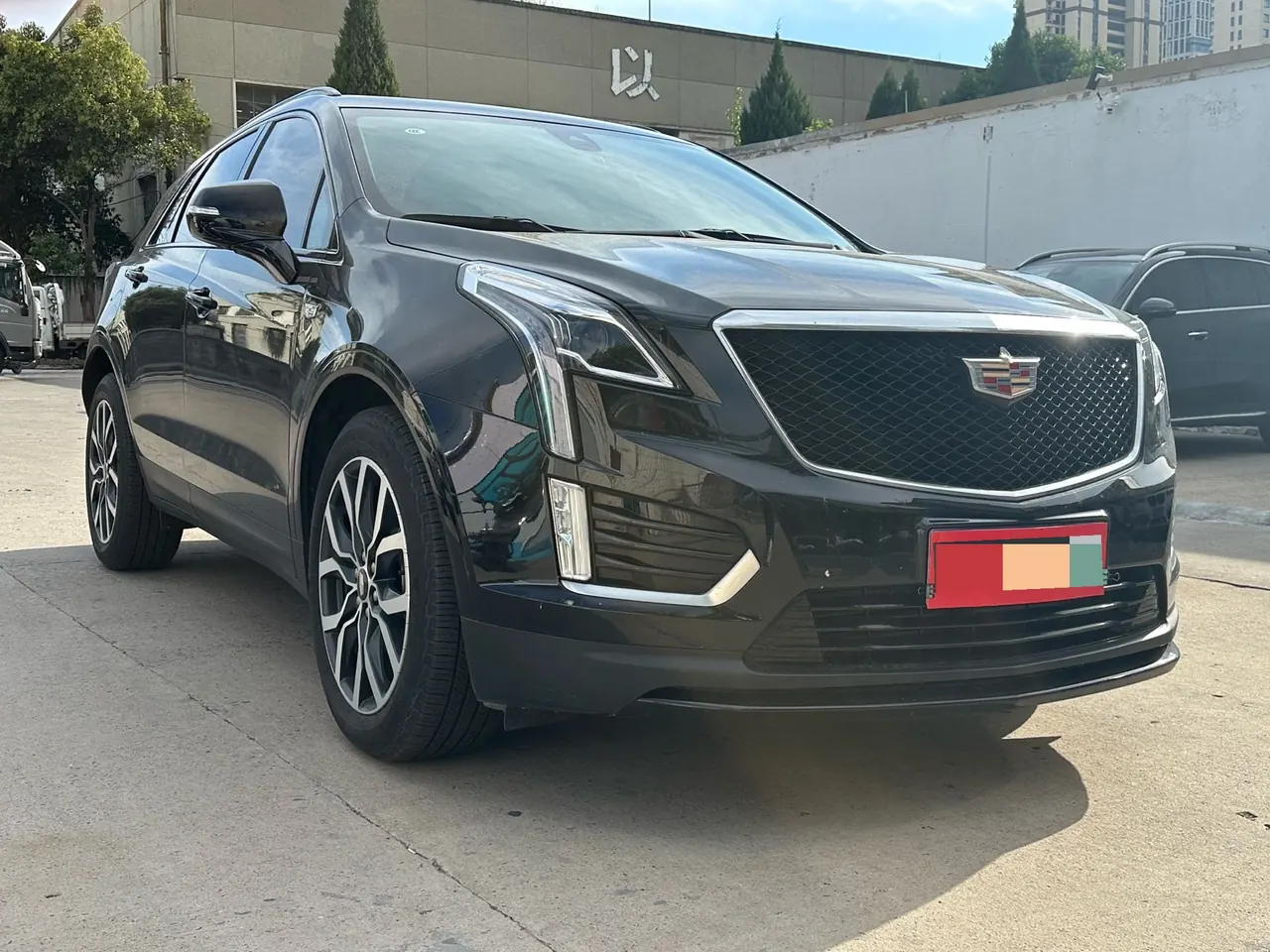 Cadillac 2024 XT5 48V 2.0T 4-wheel drive luxury (hummingbird version) automatic gear 3