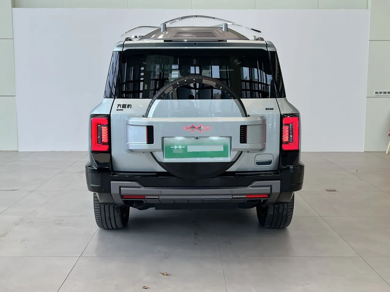FangChengBao 2025 Leopard 8 2.0T Stepless Zhiyong Flagship UAV Edition 7-seat Automatic Gear 7