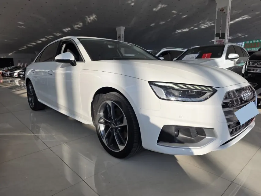 Audi 2020 A4L 2.0TFSI 40TFSI Fashion Dynamic Automatic 5