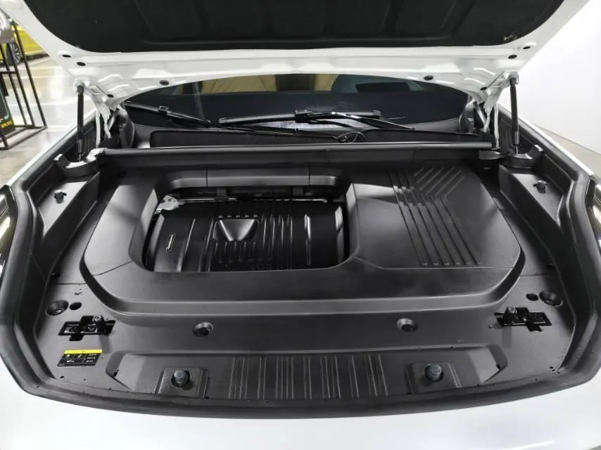 LYNK&amp;CO 2024 LYNK&amp;CO 09 MHEV 2.0T 4-wheel drive global automatic gear 7