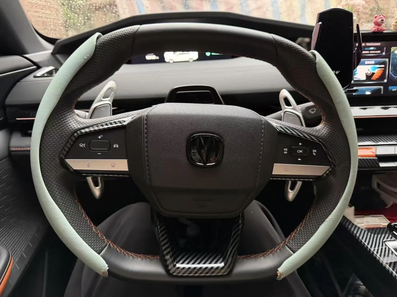 ChangAn 2022 UNI-V 1.5T honorable automatic gear 5