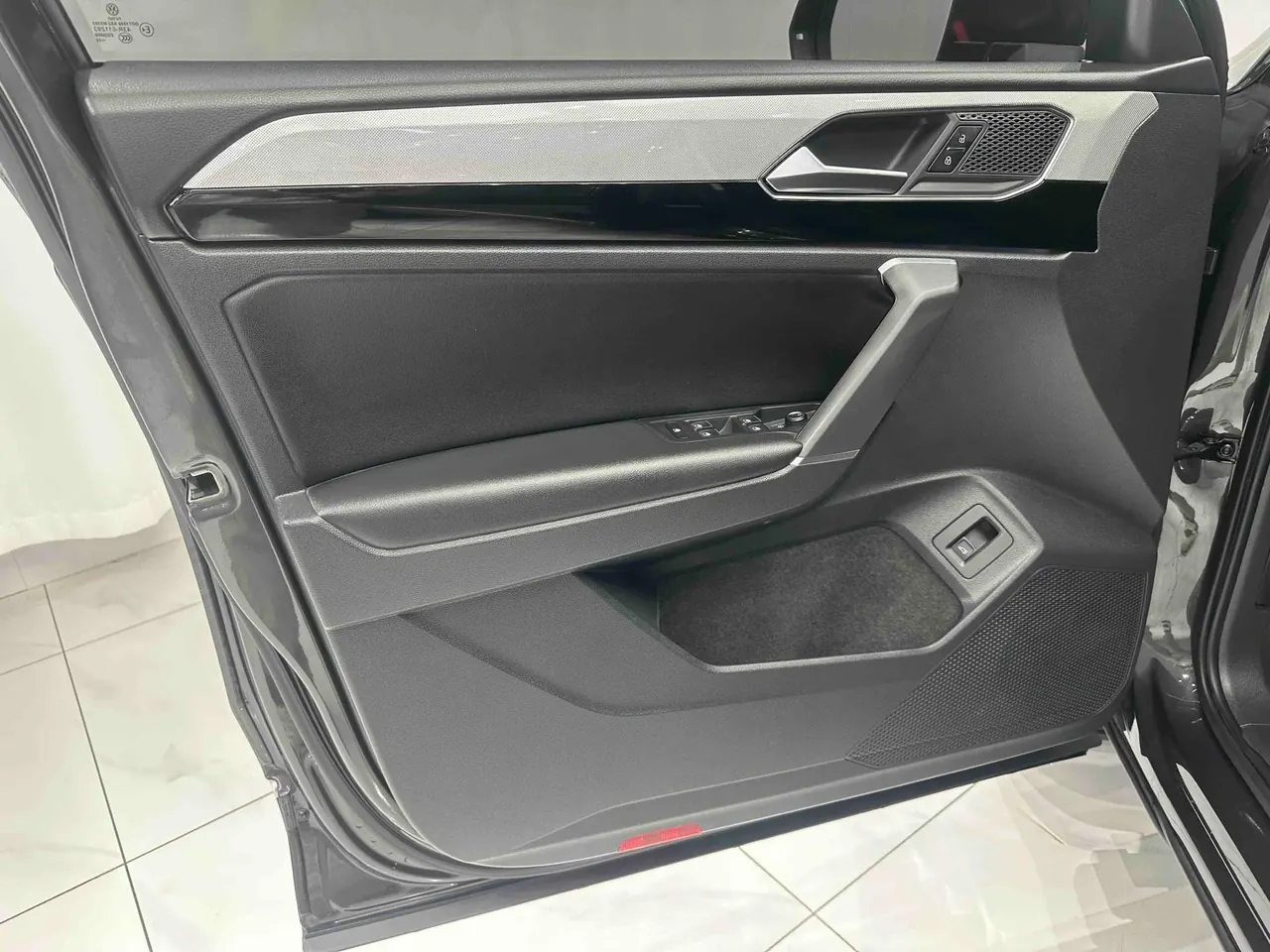 Volkswagen 2022 Tanyue 1.4TSI 280TSI Two-Drive Deluxe Smart Joint Edition Automatic Gear 3
