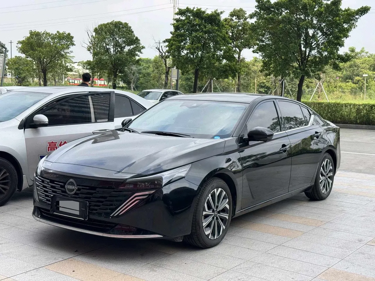 Open image lightbox: Nissan 2026 Teana 2.0 Stepless Hongmeng Cockpit Intelligent Super Comfortable Automatic Gear
