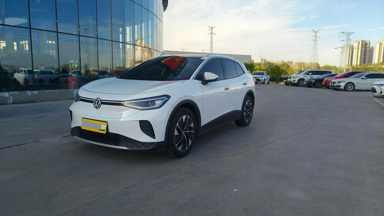 Открыть галерею: Volkswagen 2026 ID. 4 CROZZ Exclusive PURE Automatic