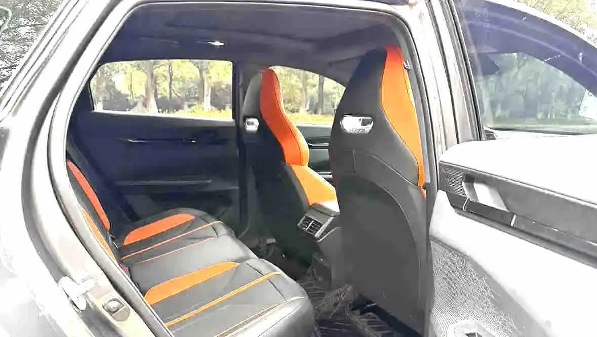 ChangAn 2024 UNI-V 1.5T Distinguished Sports Automatic 2