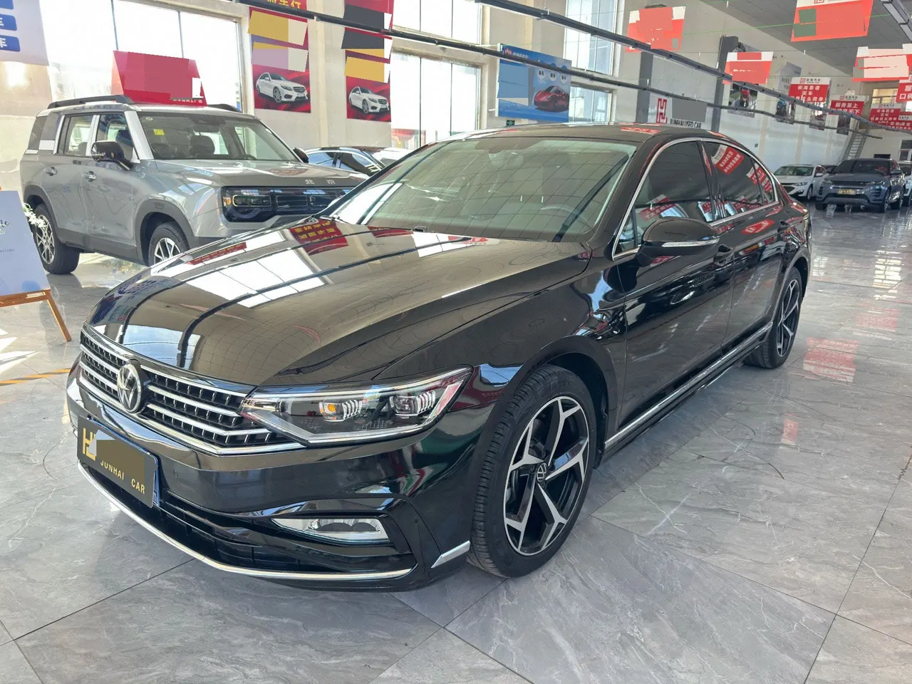 Открыть галерею: Volkswagen 2023 Magotan 2.0TSI 330TSI 2 million Commemorative Edition Leading Automatic Gear