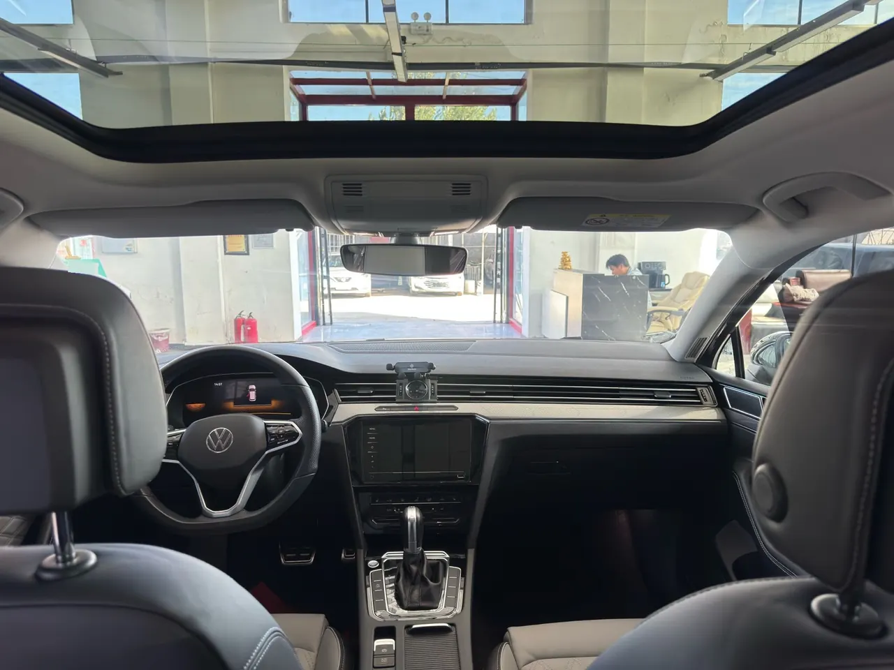 Volkswagen 2023 Magotan 2.0TSI 330TSI 2 million Commemorative Edition Leading Automatic Gear 6