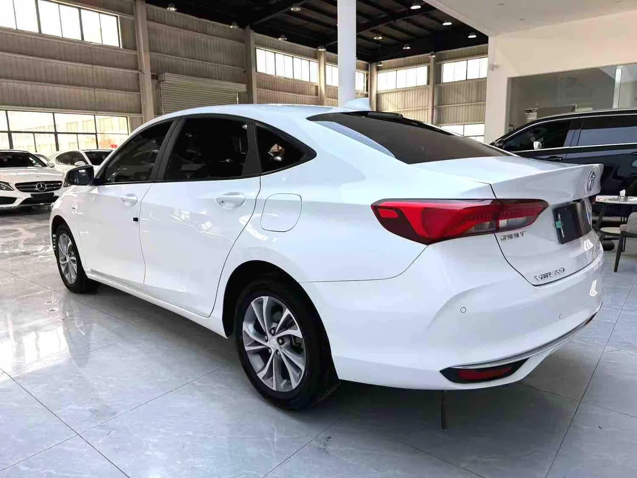 Buick 2023 Weilang Pro 1.5T Stepless Music Edition Automatic Gear 4