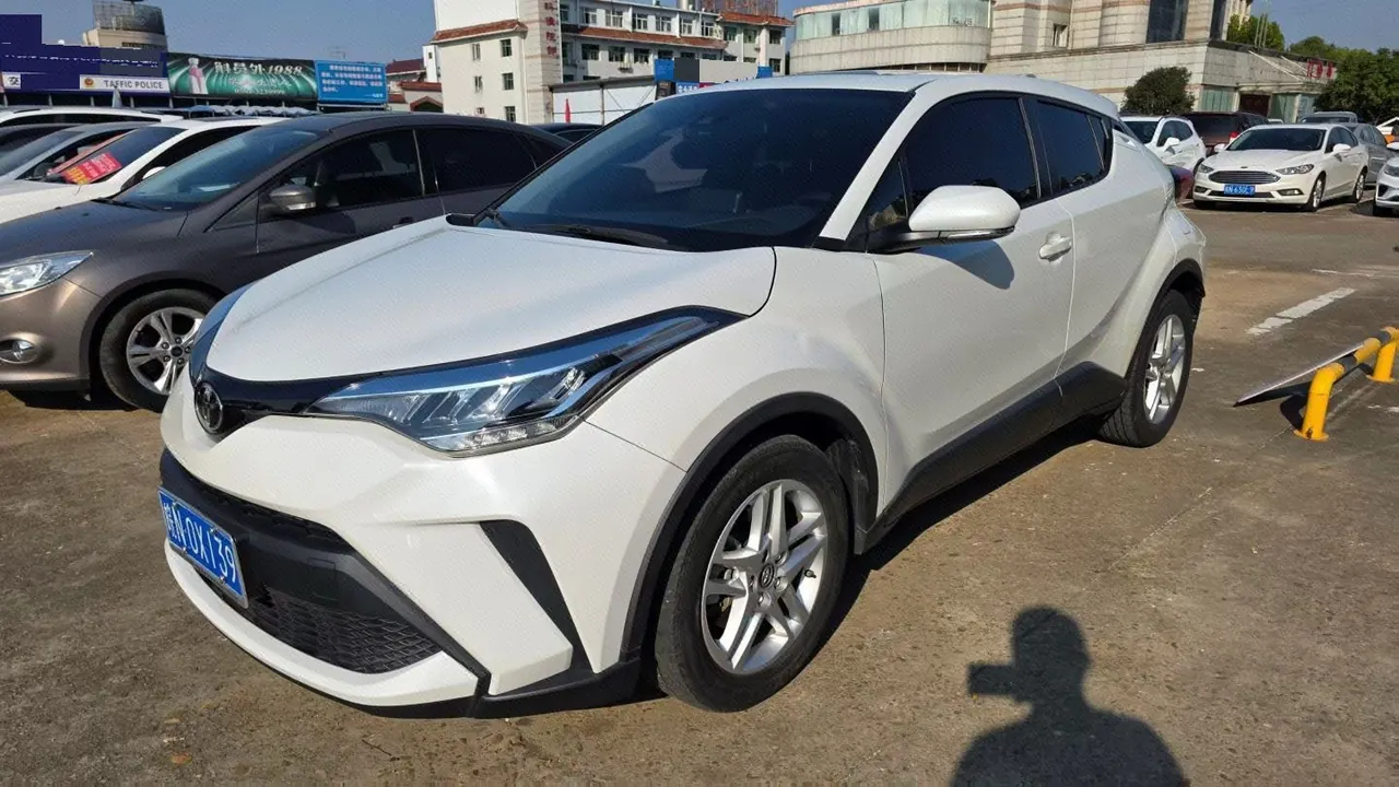 Toyota 2023 C- HR 2.0 Stepless Comfort Edition Automatic Gear - View 1