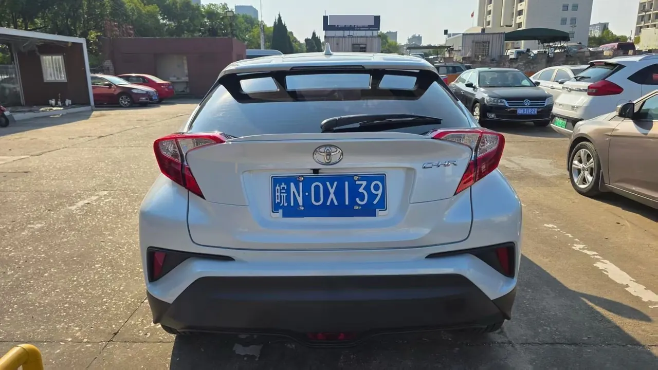 Toyota 2023 C- HR 2.0 Stepless Comfort Edition Automatic Gear 8