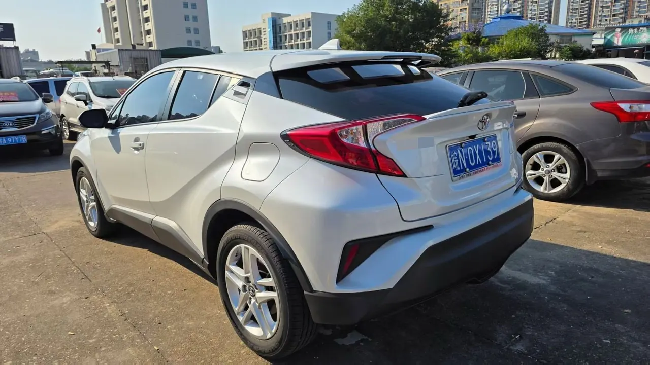 Toyota 2023 C- HR 2.0 Stepless Comfort Edition Automatic Gear 9