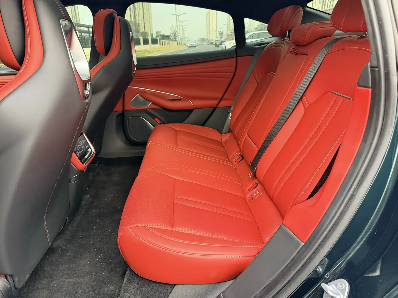 MI 2026 SU7 Standard Edition Automatic Gear 11