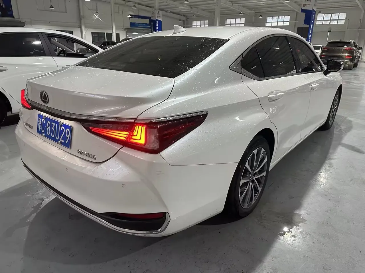 Lexus ES (Imported) 2022 ES200 2.0 Stepless Premium Edition Automatic Gear 2