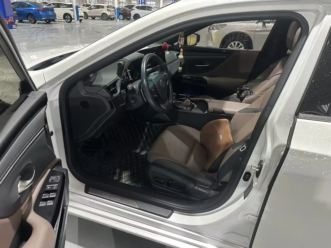 Lexus ES (Imported) 2022 ES200 2.0 Stepless Premium Edition Automatic Gear 3
