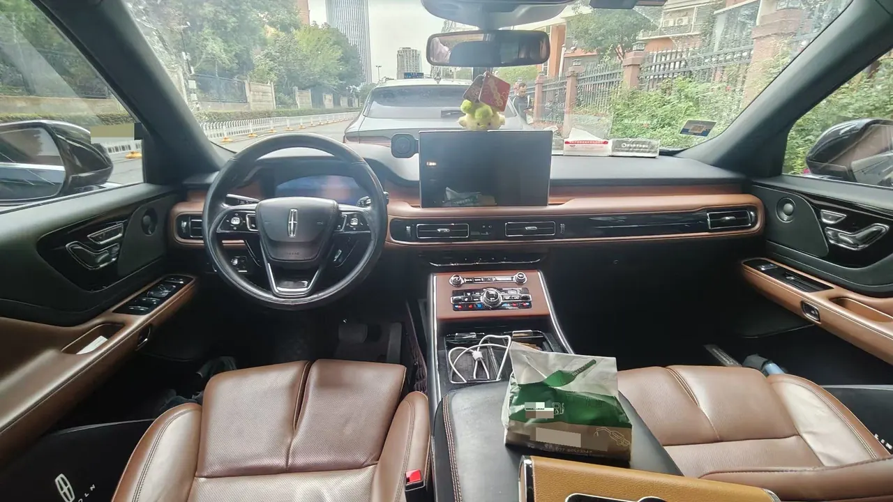 Lincoln 2022 Aviator 3.0T V6 Four-wheel Drive Elegant Edition Automatic Gear 7