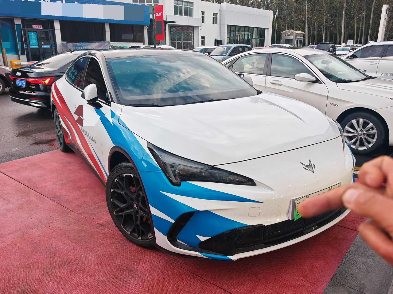 ARCFOX 2026 α S 5 650 yuan Four-wheel Drive Edition 390kW Automatic Gear 6