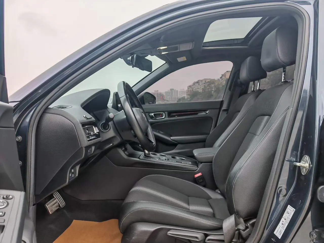 Honda 2022 Civic 1.5T Stepless 240TURBO Combustion Edition Automatic Gear 4