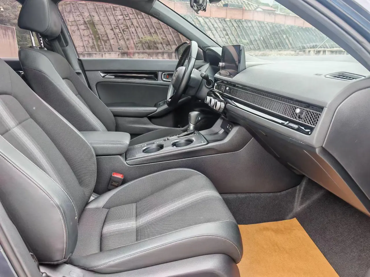 Honda 2022 Civic 1.5T Stepless 240TURBO Combustion Edition Automatic Gear 7