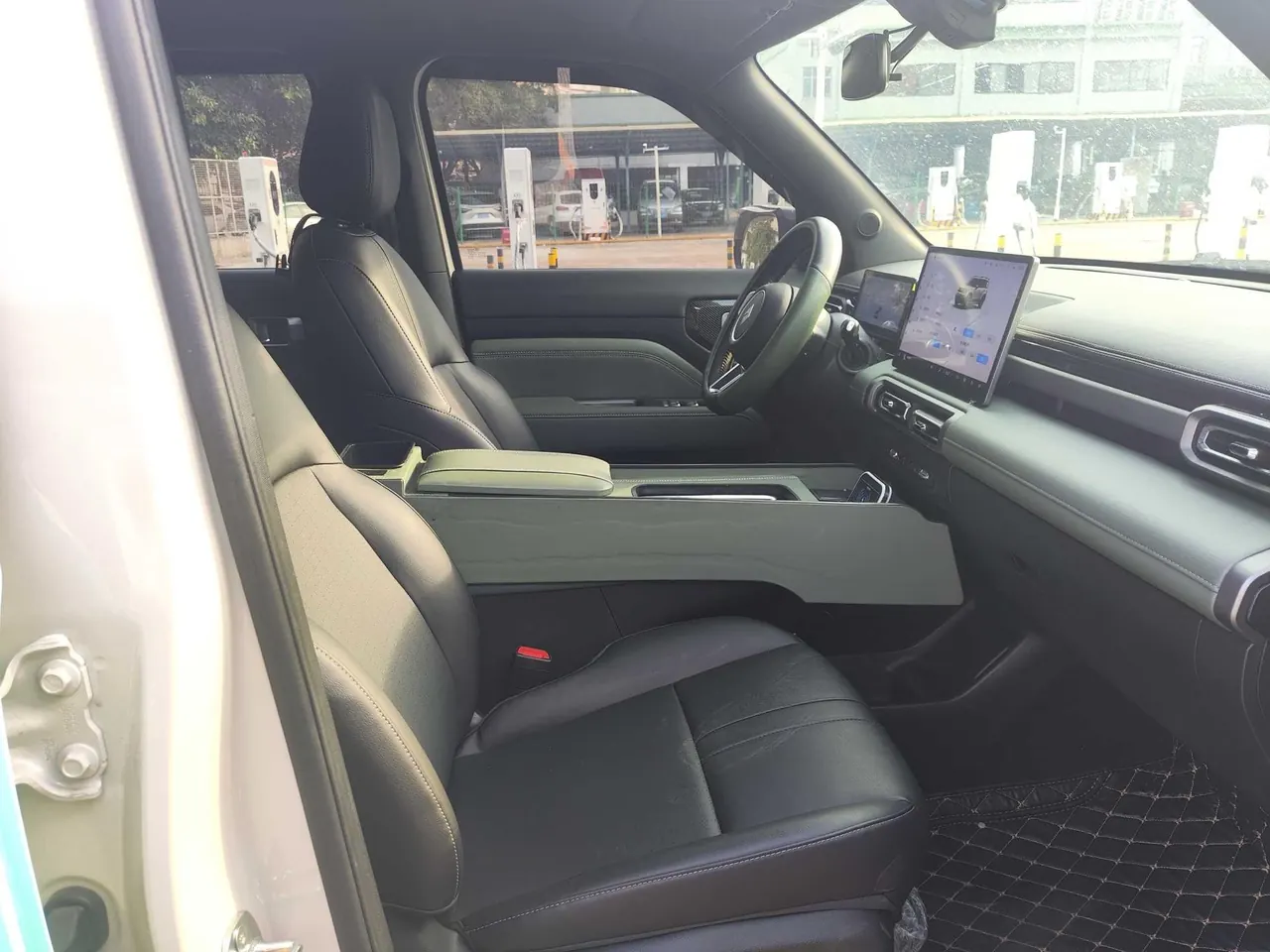 BaoJun 2026 Yueyou Plus 301km Flagship Automatic Gear 7