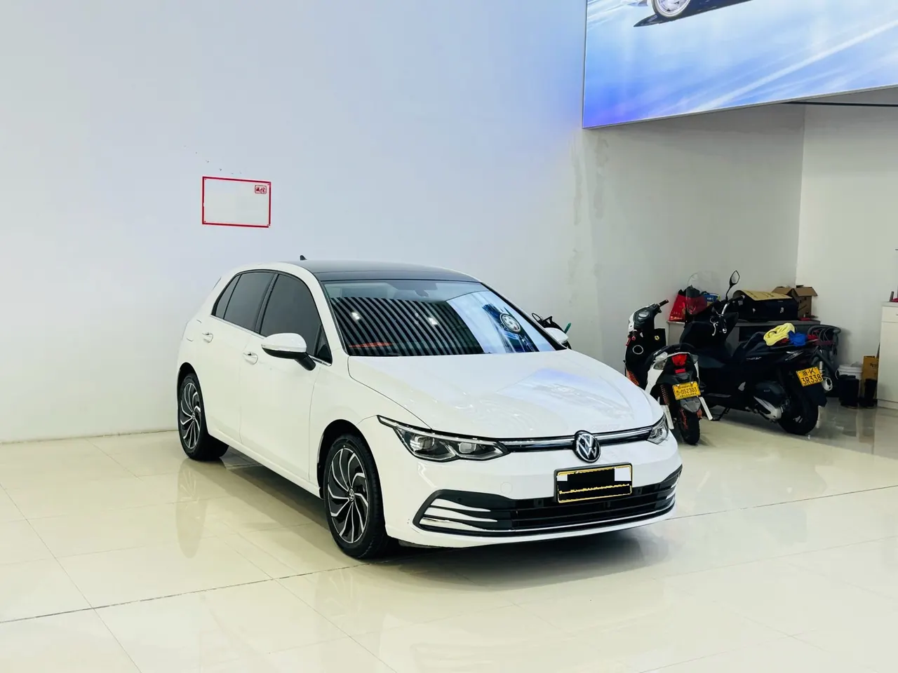 Volkswagen 2021 Golf 8 1.4TSI 280TSI 30th Anniversary Edition Automatic 2