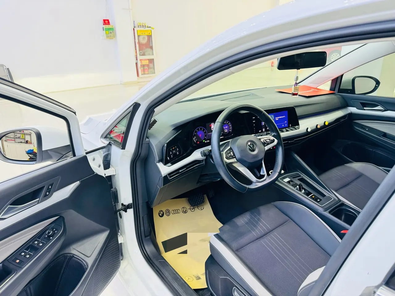Volkswagen 2021 Golf 8 1.4TSI 280TSI 30th Anniversary Edition Automatic 6
