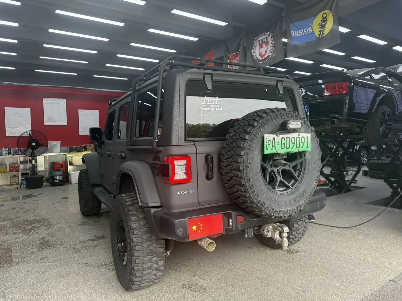 Jeep herdsman New Energy (Imported) 2021 herdsman 4xe 2.0T Sahara Automatic 3