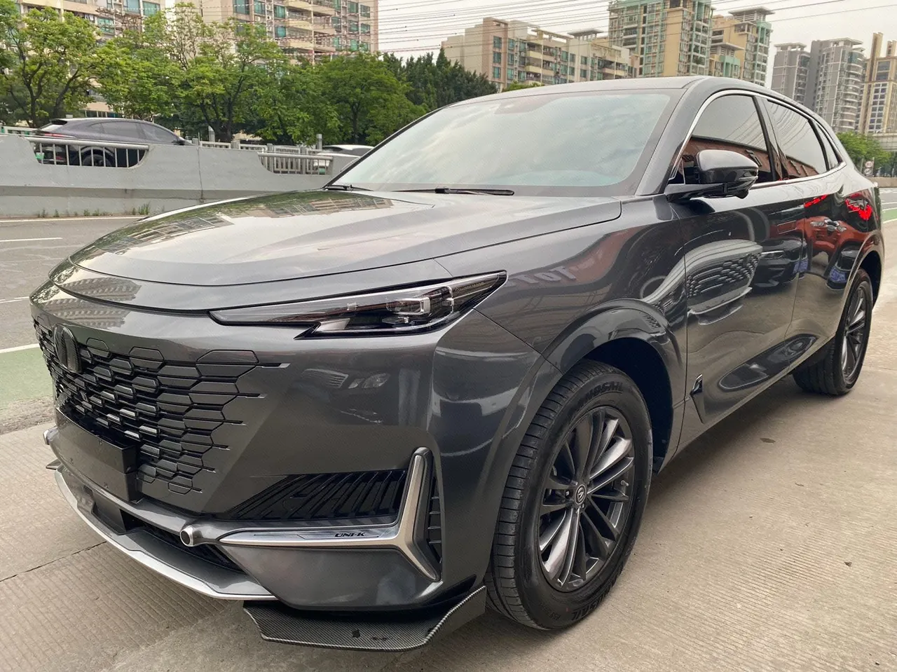 Open image lightbox: ChangAn 2021 UNI-K 2.0T Luxury Automatic