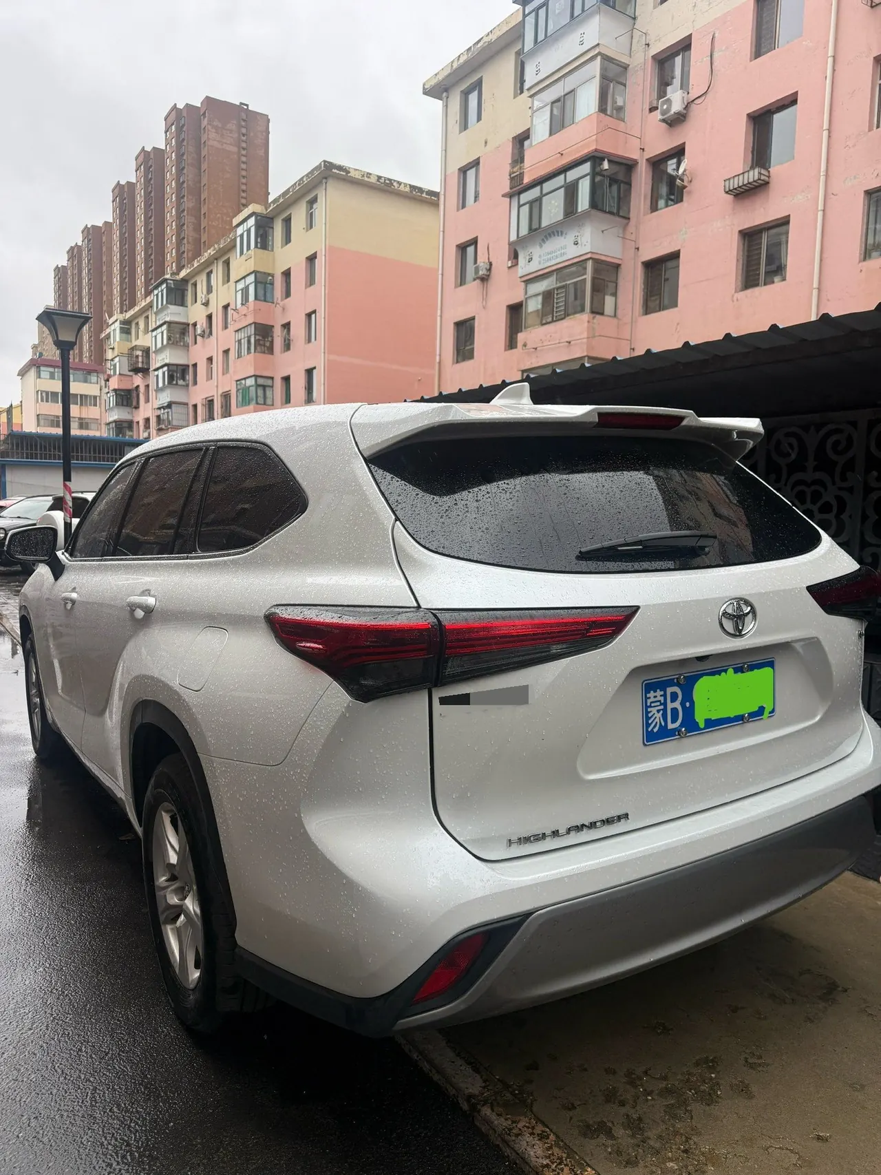 Toyota 2026 Highlander Dual Engine 2.5 Stepless Intelligent Electric Hybrid Two-Drive Elite Edition 5-seat Automatic Transmission 7