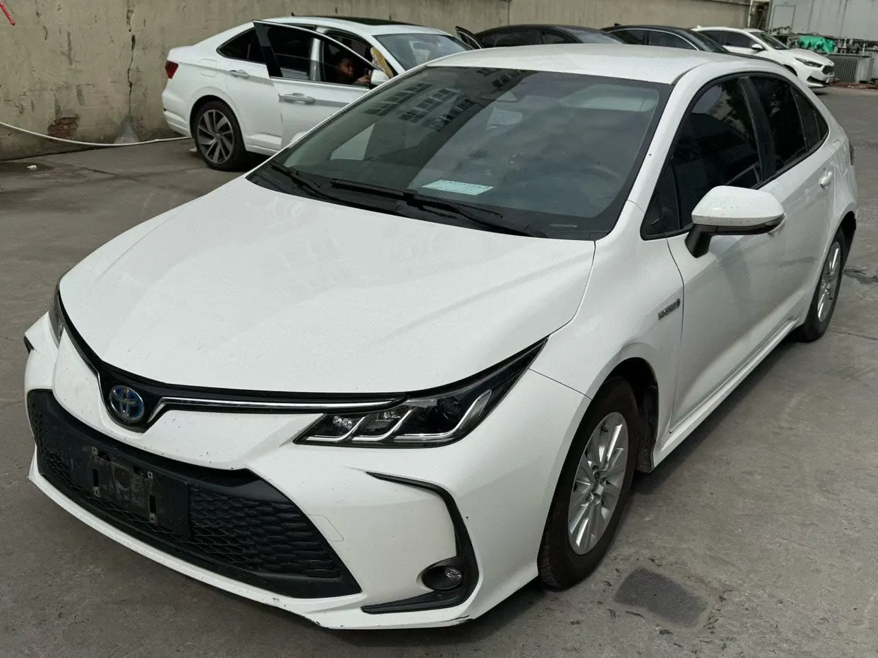 Open image lightbox: Toyota 2023 Corolla Double Engine 1.8 Stepless Intelligent Electric Hybrid Elite Automatic Gear