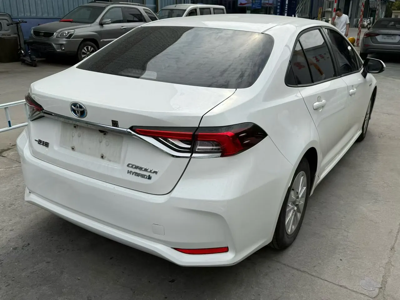 Toyota 2023 Corolla Double Engine 1.8 Stepless Intelligent Electric Hybrid Elite Automatic Gear 6