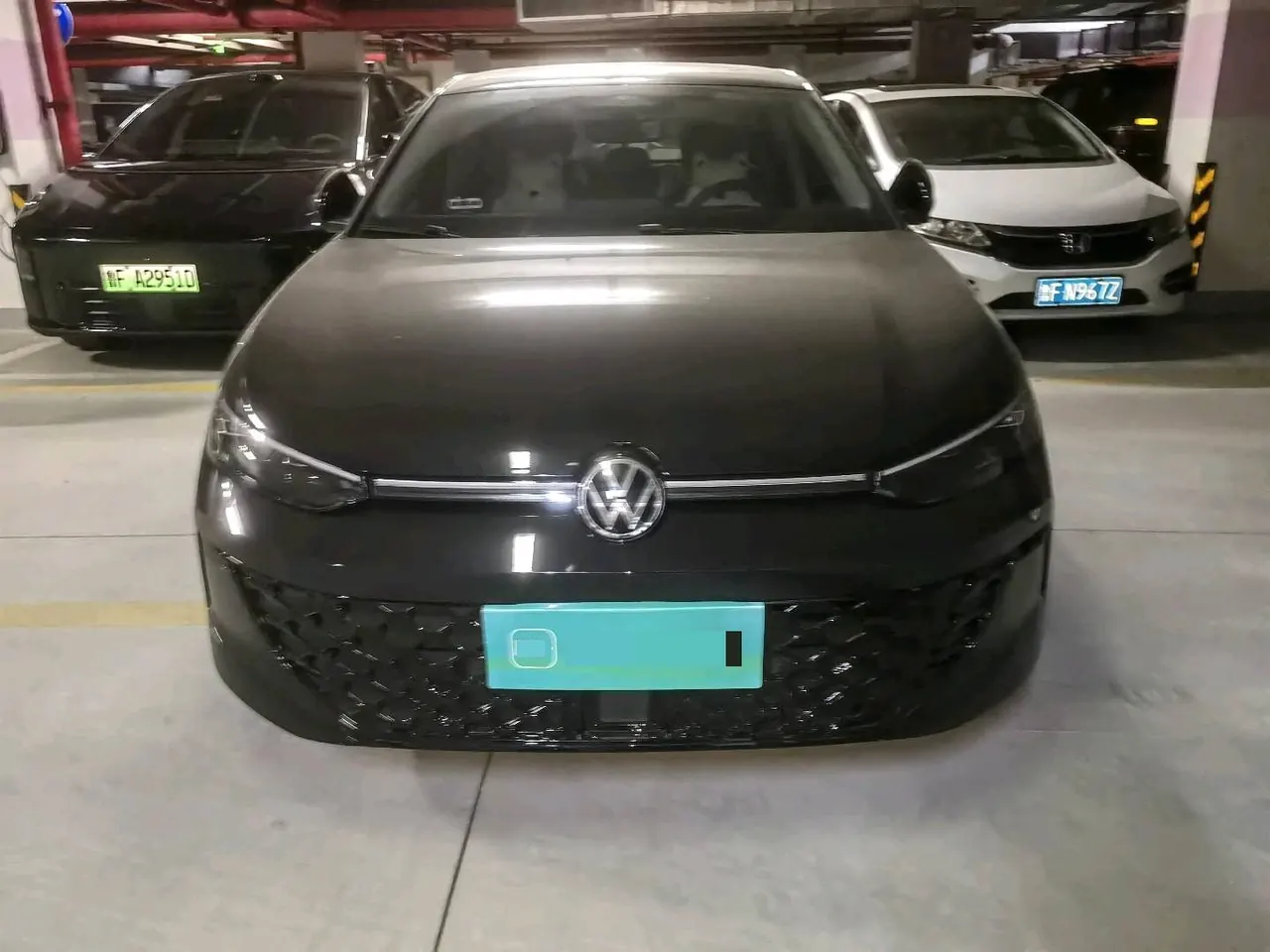 Volkswagen 2026 Lavida Pro 1.5 Starry Sky Six-Million Edition Automatic 3