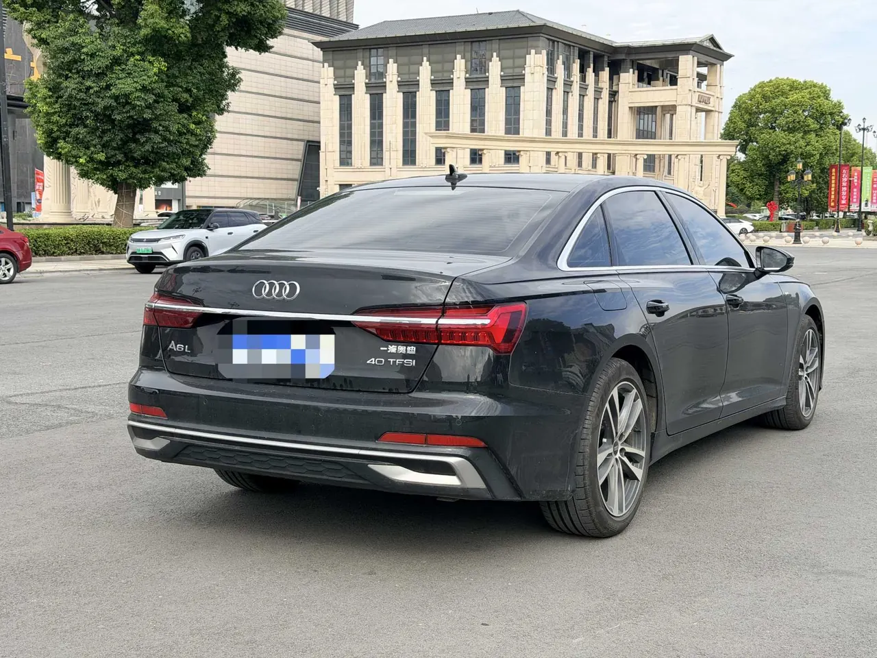 Audi 2023 A6L 2.0TFSI 40TFSI Deluxe Dynamic Automatic 3