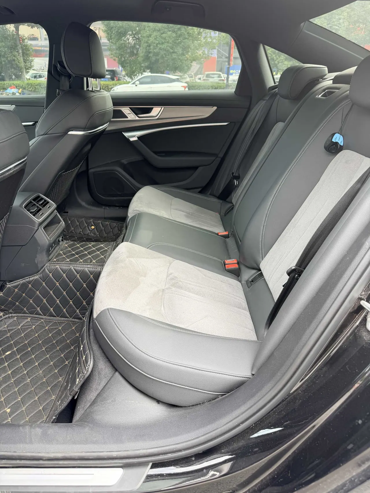 Audi 2023 A6L 2.0TFSI 40TFSI Deluxe Dynamic Automatic 4
