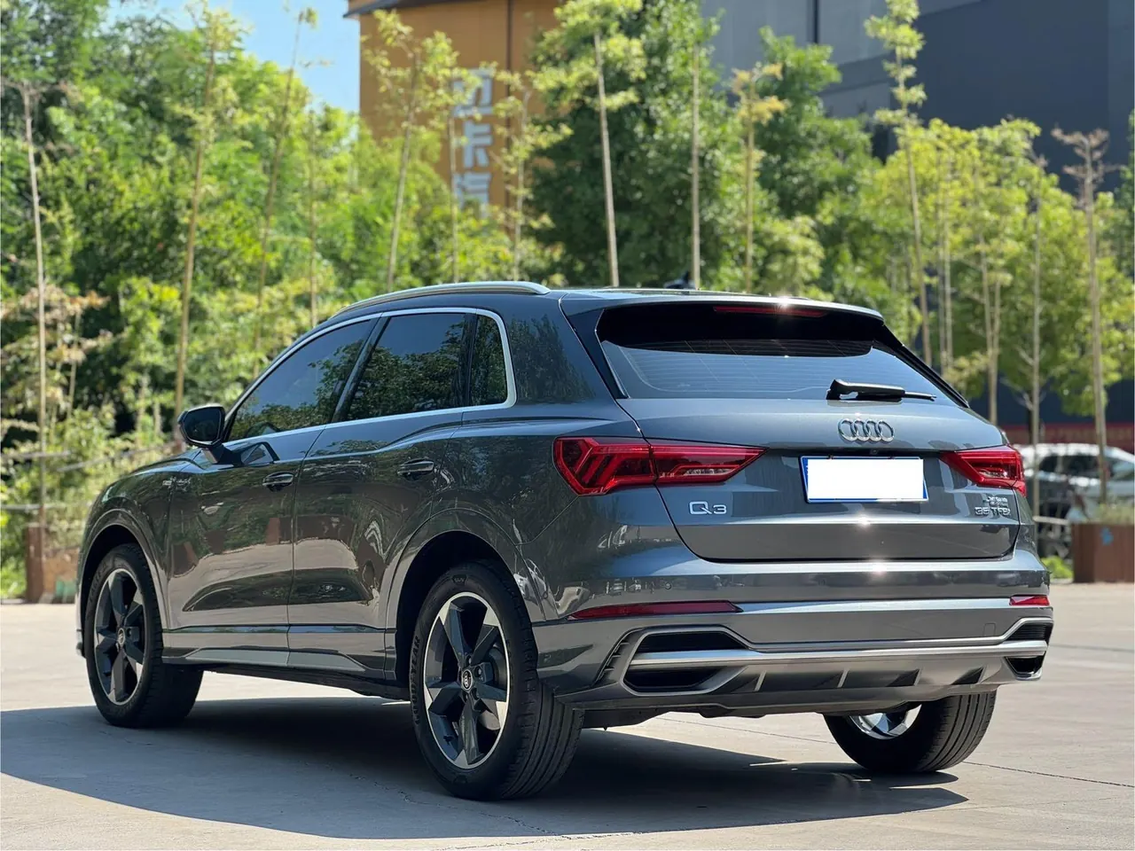 Audi 2022 Q3 1.4TFSI 35TFSI Fashion Dynamic Automatic 9